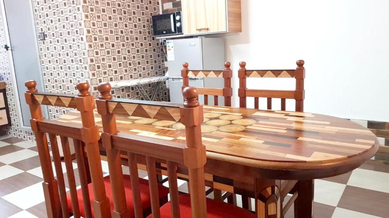 Modern Apartment With Balcony And Mountain View In Souillac Dış mekan fotoğraf